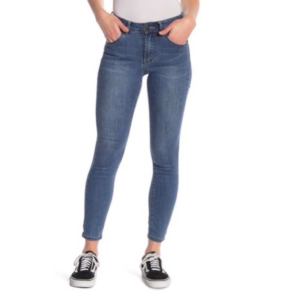 Cotton On Mid Grazer Skinny Jeans Medium Wash